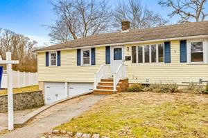 44 Rhodes Circle