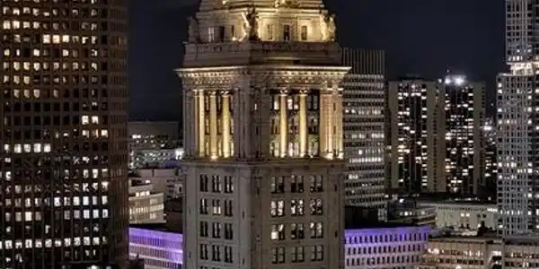 85 E India Row