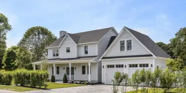 30 Franklin Ave
