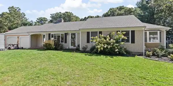 66 Roosevelt Rd