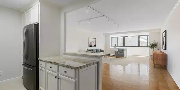 6 Whittier Pl