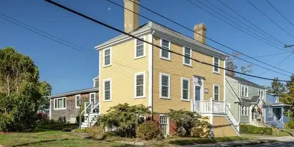 164 Main St