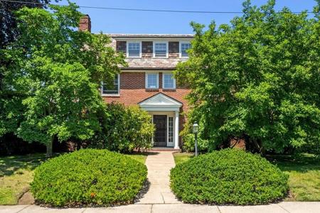 66 Phillips Avenue