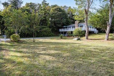 120 Pine Point Rd