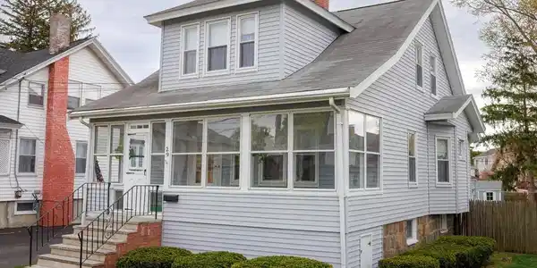 29 Ferndale Rd