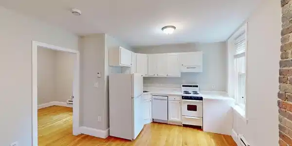 115 Salem St