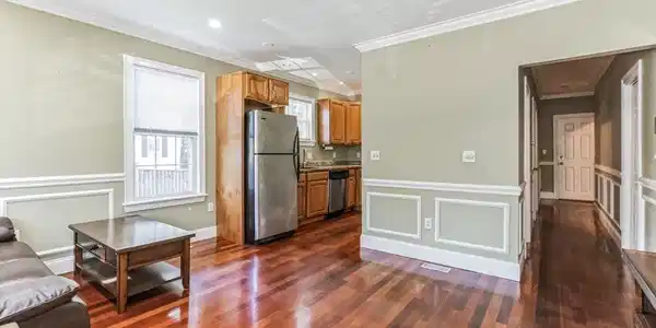613-615 Dorchester Ave