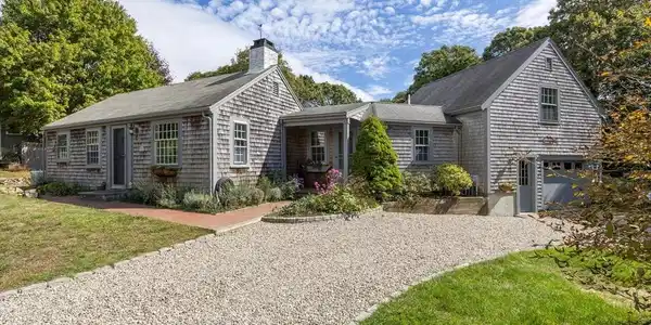 17 Hidden Valley Rd