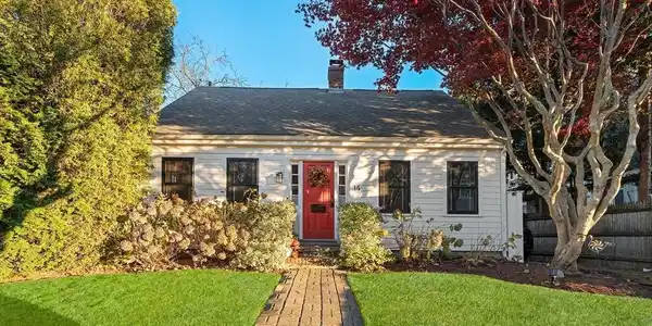 14 Weston Rd