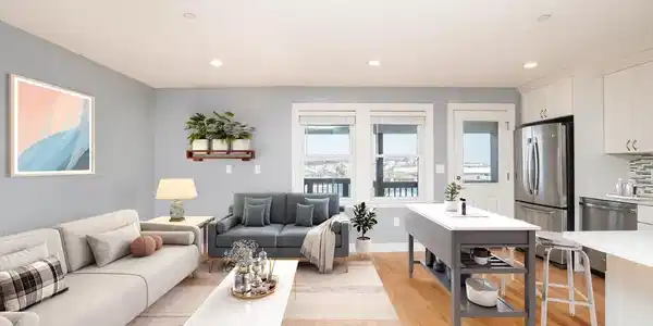 214 East Eagle