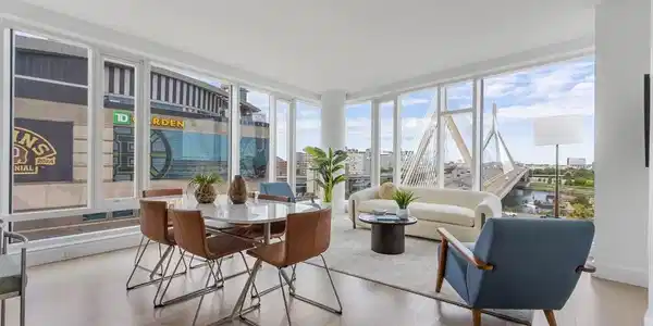 100 Lovejoy Wharf