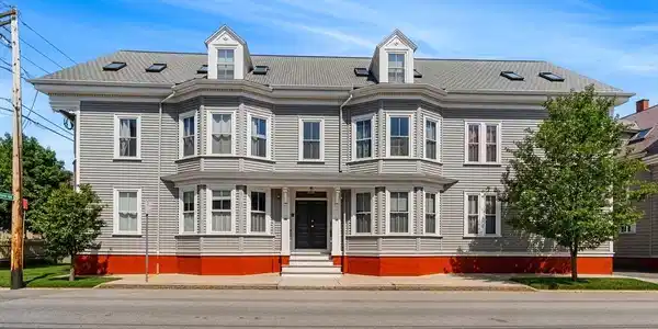 66 Essex Street