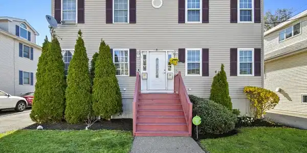 66 Arcadia Street