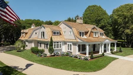 20 Grand Island Dr