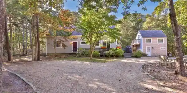 10 Dory Circle