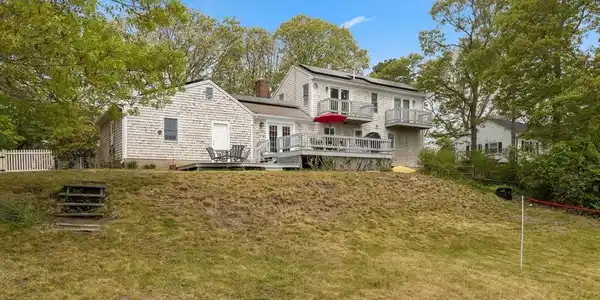 25 Snow Creek