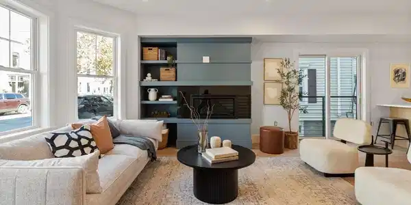527 East 7th Street