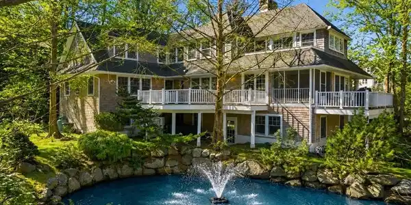 23 Whittier Road