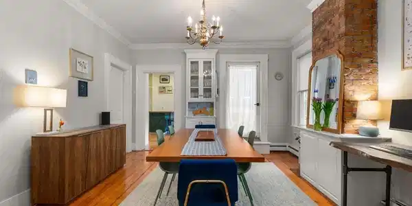 97 Bartlett St