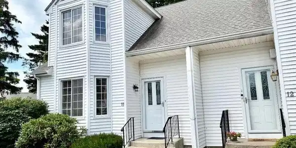 27 Church St