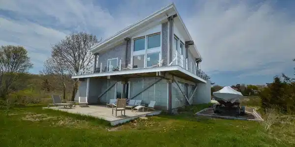 6 Cecelia Ave