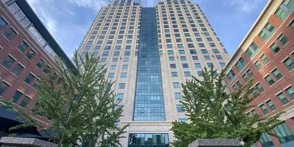 1 Nassau Street
