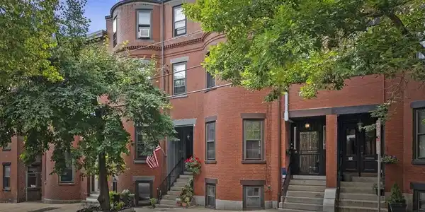 34 Beacon St