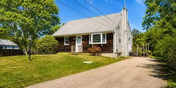 7 Marina Dr