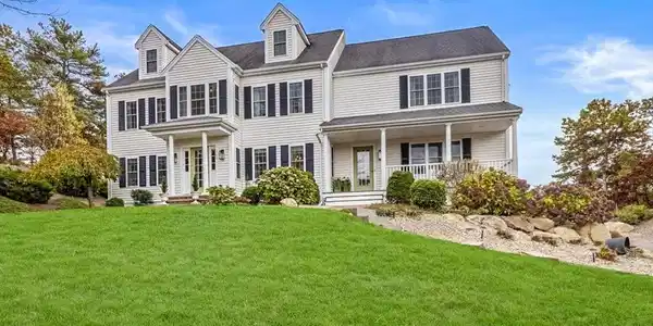 748 Ship Pond Rd