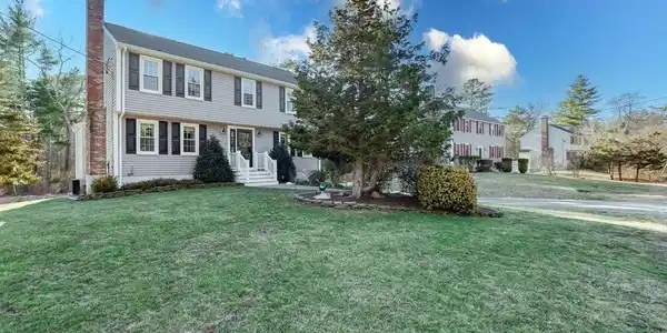 533 Delano Rd