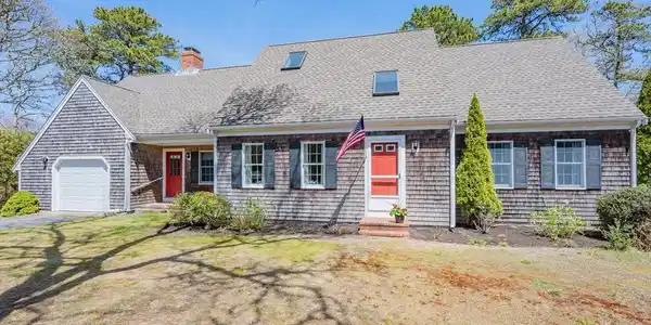 11 Scotlin Way