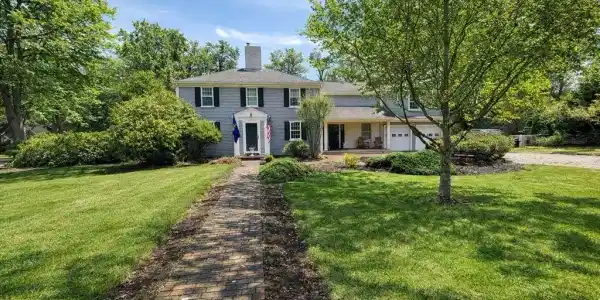 20 Lawson Rd