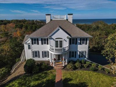 37 Winding Way