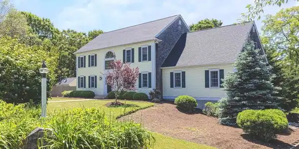 61 Terrence Ave