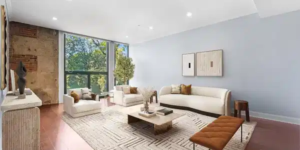 42 8th St