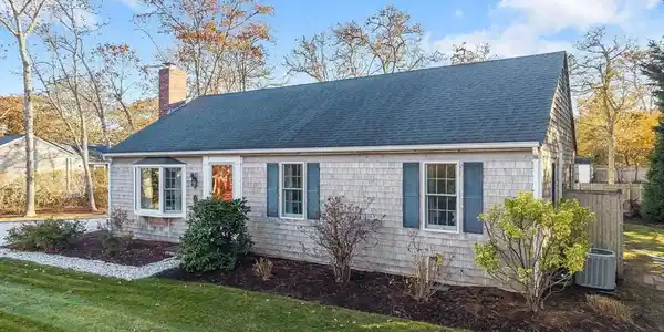 27 Fairview Dr