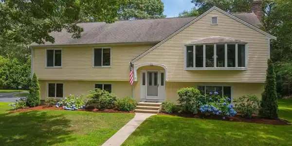100 Sullivan Rd