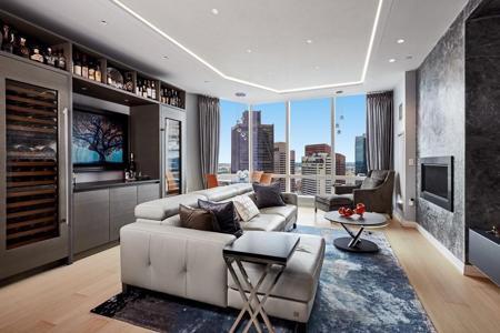 1 Franklin St