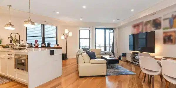 9 Glover Court