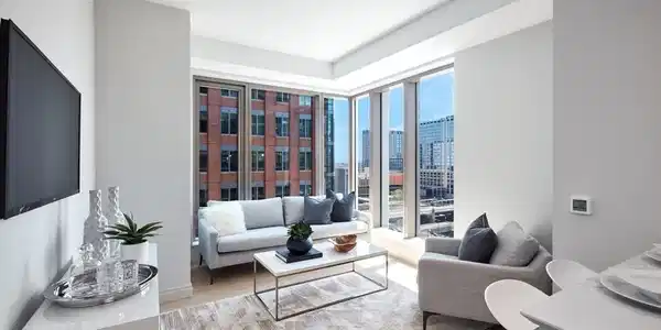 135 Seaport Blvd