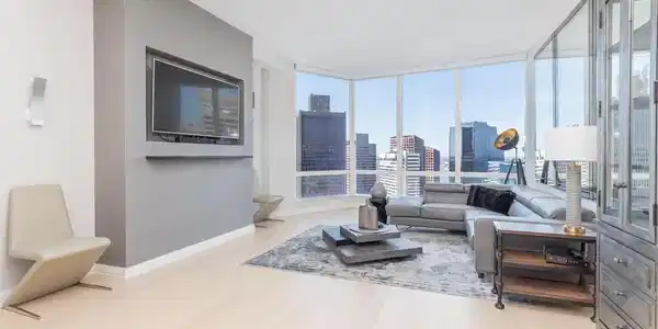 1 Franklin St
