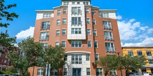 113 Sumner St