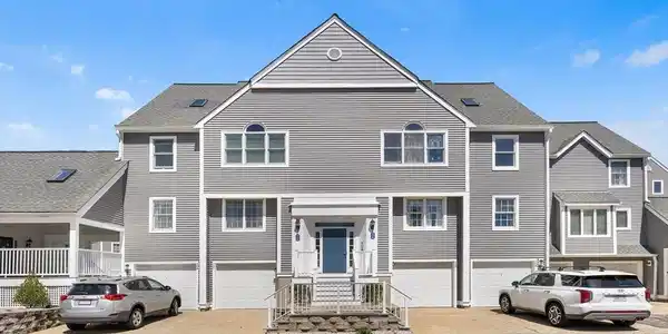 700 Shore Dr