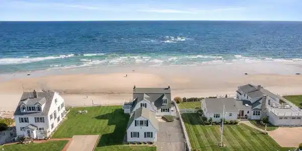 4 Priscilla Beach