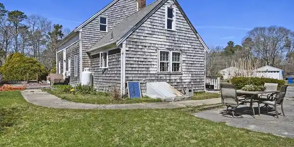 48 Red Brook Road