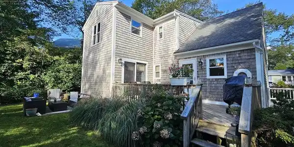 14 Longfellow Road