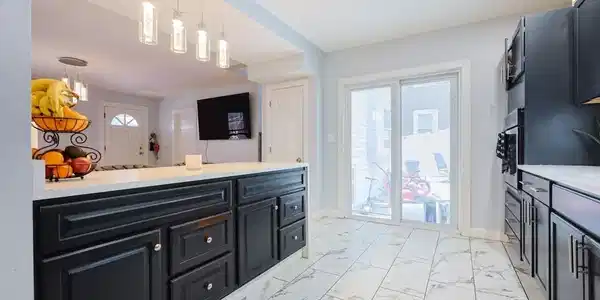 62 Cottage Ave