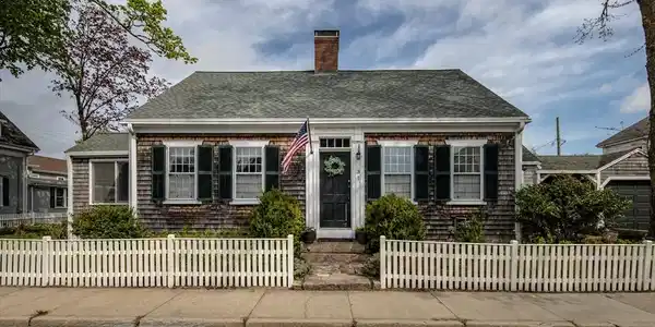 31 Main St
