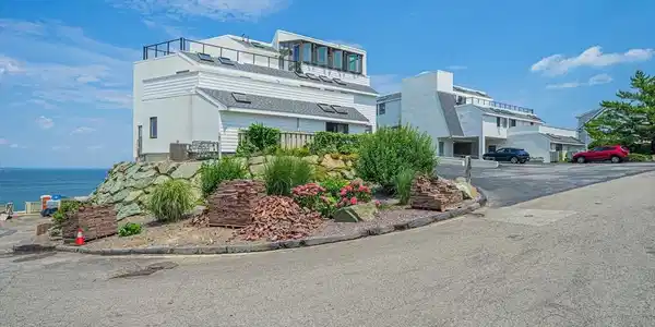 43 Oceanside Drive