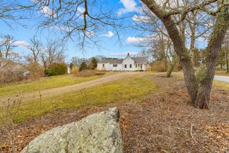 200 Sesuit Neck Road